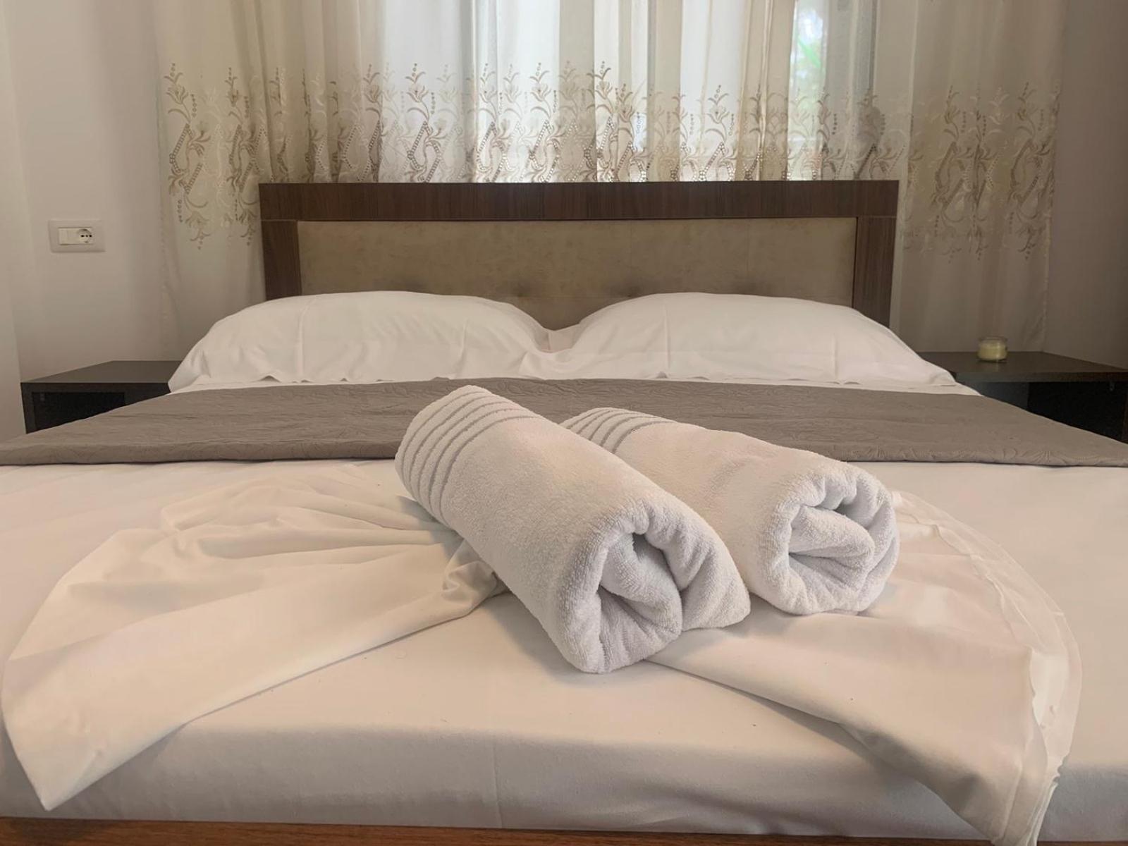 Qeparo View Rooms Extérieur photo